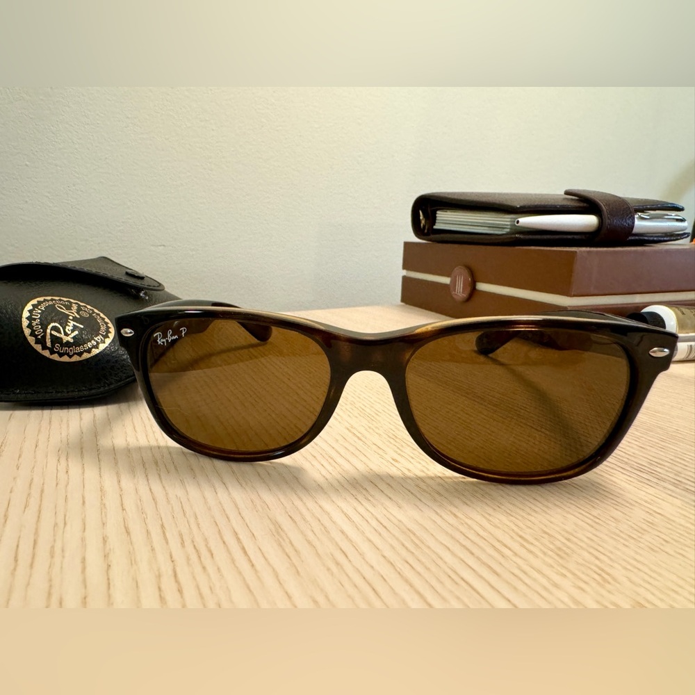 Ray-Ban new wayfarer classic sunglasses (polished tortoise/brown/polarized)